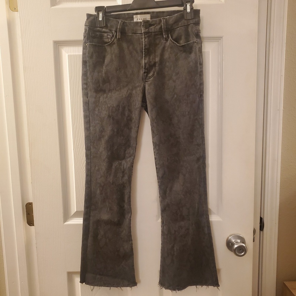 Frame Denim Le Crop Mini Boot Faded Look Black Snake Print‎ Jeans Size 27